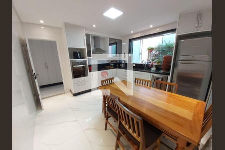 Casa à venda com 3 quartos, 280m² em Vila Gomes Cardim, São Paulo