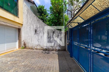 Garagem de casa à venda com 4 quartos, 248m² em Vila Prudente, São Paulo