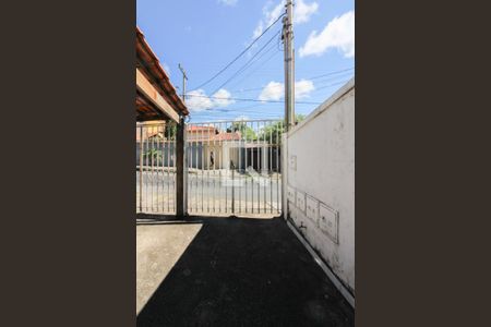 Garagem de casa à venda com 2 quartos, 144m² em Santa Monica, Belo Horizonte