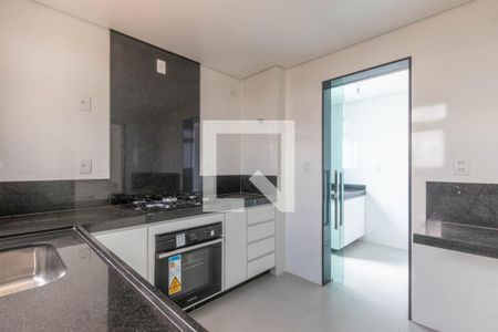 Cozinha de apartamento à venda com 3 quartos, 173m² em São Pedro, Belo Horizonte
