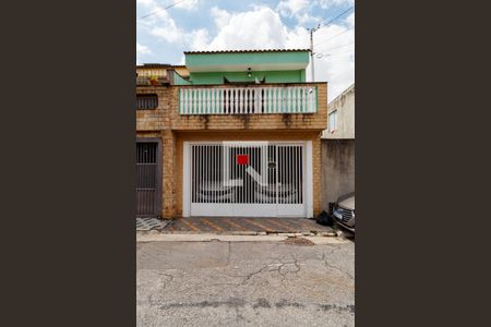 Fachada de casa à venda com 4 quartos, 260m² em Vila Ede, São Paulo