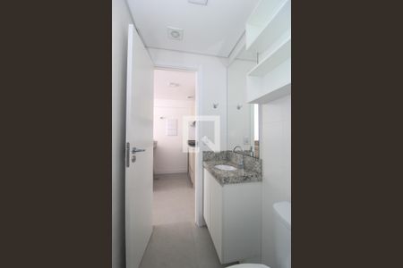 Banheiro de apartamento à venda com 1 quarto, 31m² em Cidade Baixa, Porto Alegre