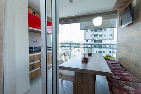 Varanda Gourmet de apartamento à venda com 2 quartos, 61m² em Vila Romana, São Paulo
