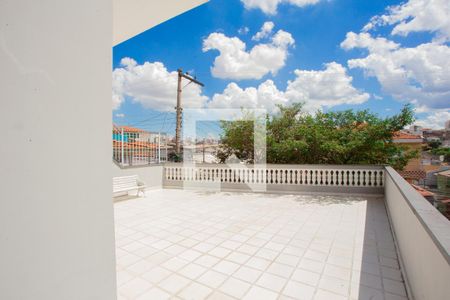 Terraço de casa para alugar com 5 quartos, 530m² em Vila Romero, São Paulo
