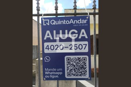 Placa do Quinto Andar de casa para alugar com 2 quartos, 192m² em Vila Bruna, São Paulo