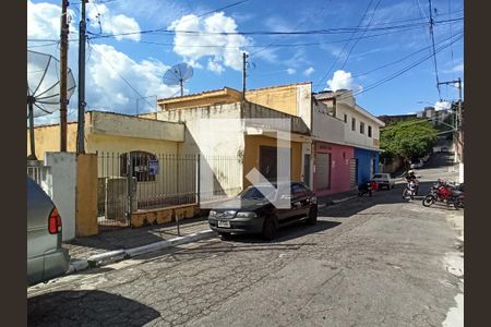 Vista da Rua de casa para alugar com 2 quartos, 192m² em Vila Bruna, São Paulo
