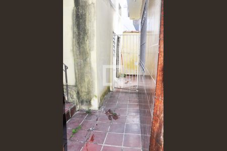 Área Externa de casa para alugar com 2 quartos, 192m² em Vila Bruna, São Paulo