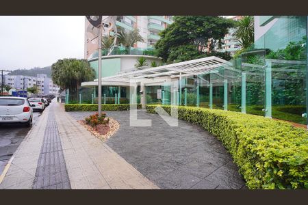 Fachada de apartamento para alugar com 3 quartos, 107m² em Trindade, Florianópolis