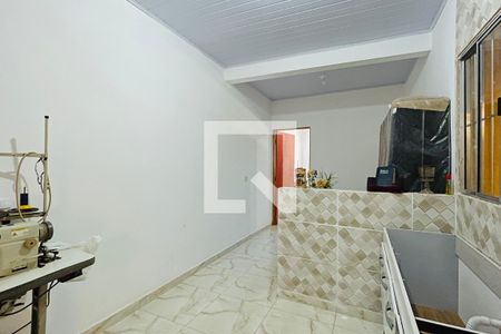 Cozinha de casa para alugar com 2 quartos, 35m² em Vila Alzira, Guarulhos