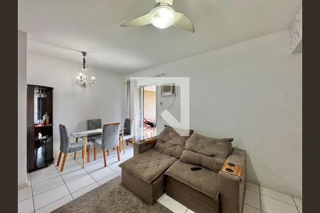 Sala de apartamento para alugar com 3 quartos, 96m² em Barra da Tijuca, Rio de Janeiro