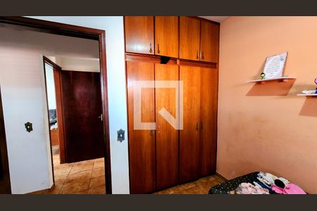 Quarto 2 de casa à venda com 4 quartos, 120m² em Jardim Vera Cruz, Jundiaí