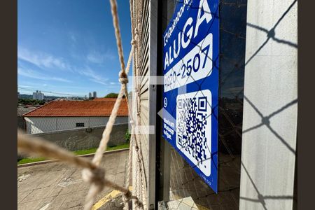 Plaquinha instalada de apartamento à venda com 3 quartos, 110m² em Vila Pirapora, Jundiaí