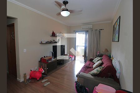 Sala de apartamento para alugar com 2 quartos, 66m² em Osvaldo Cruz, Rio de Janeiro
