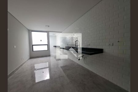 Casa à venda com 3 quartos, 185m² em Vila Carrão, São Paulo