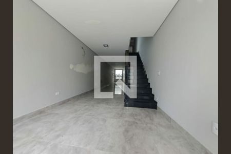 Casa à venda com 3 quartos, 185m² em Vila Carrão, São Paulo