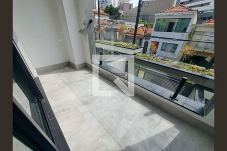 Casa à venda com 3 quartos, 185m² em Vila Carrão, São Paulo