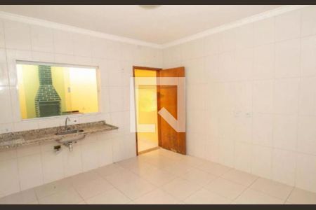 Casa à venda com 2 quartos, 98m² em Vila Carrão, São Paulo