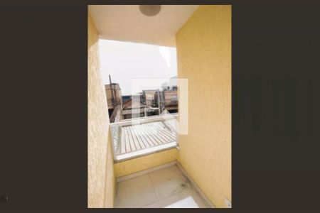 Casa à venda com 2 quartos, 98m² em Vila Carrão, São Paulo