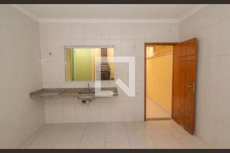 Casa à venda com 2 quartos, 98m² em Vila Carrão, São Paulo