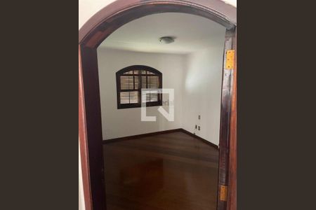 Casa à venda com 3 quartos, 320m² em Vila Santa Isabel, São Paulo