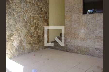 Casa à venda com 3 quartos, 200m² em Zona Leste, São Paulo