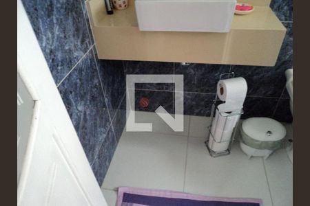 Casa à venda com 3 quartos, 200m² em Vila Tolstoi, São Paulo