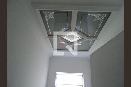 Casa à venda com 3 quartos, 200m² em Vila Tolstoi, São Paulo