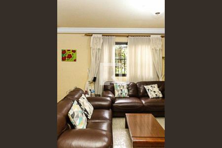 Casa à venda com 3 quartos, 110m² em Vila Carrão, São Paulo