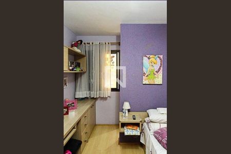 Casa à venda com 3 quartos, 110m² em Vila Carrão, São Paulo