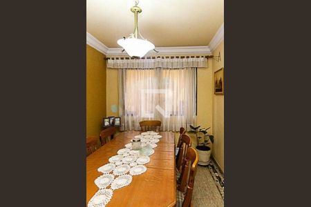 Casa à venda com 3 quartos, 110m² em Vila Carrão, São Paulo