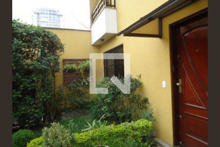 Casa à venda com 3 quartos, 108m² em Vila Carrão, São Paulo