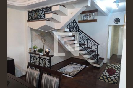 Casa à venda com 4 quartos, 450m² em Jardim Textil, São Paulo