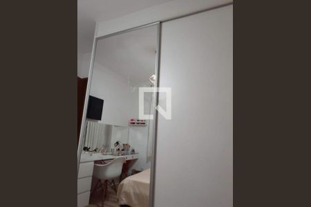 Casa à venda com 3 quartos, 152m² em Vila Antonina, São Paulo