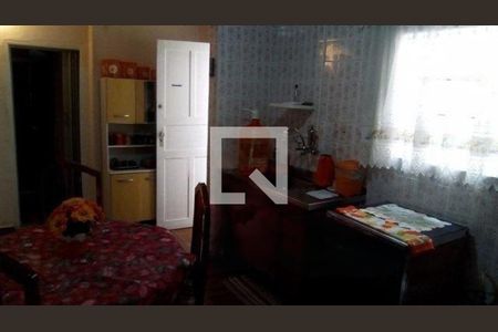 Casa à venda com 2 quartos, 200m² em Vila Carrão, São Paulo