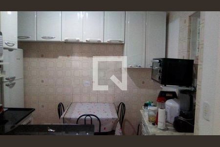 Casa à venda com 2 quartos, 200m² em Vila Carrão, São Paulo