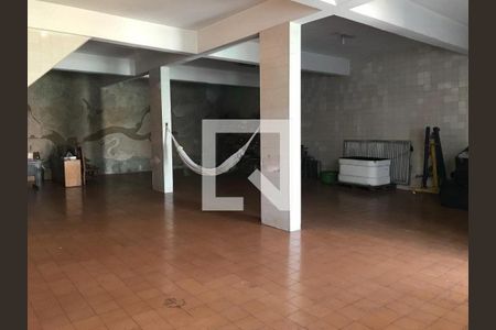 Casa à venda com 3 quartos, 330m² em Vila Matilde, São Paulo