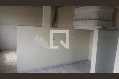 Casa à venda com 2 quartos, 220m² em Vila Primavera, São Paulo