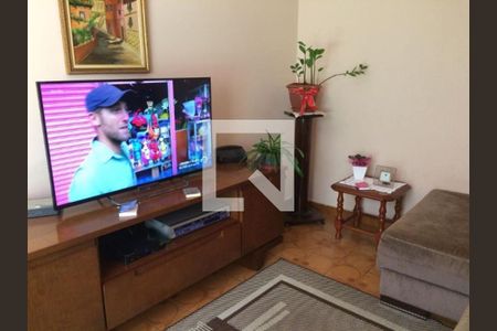 Casa à venda com 4 quartos, 280m² em Vila Carrão, São Paulo