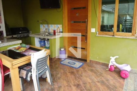 Casa à venda com 3 quartos, 200m² em Vila Matilde, São Paulo