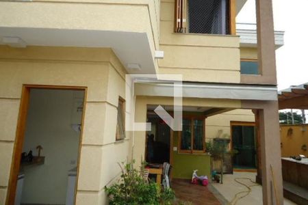 Casa à venda com 3 quartos, 200m² em Vila Matilde, São Paulo