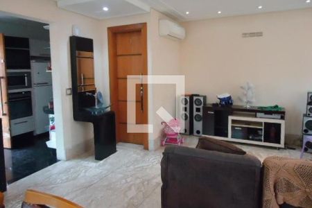 Casa à venda com 3 quartos, 200m² em Vila Matilde, São Paulo