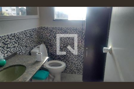 Casa à venda com 10 quartos, 324m² em Vila Antonieta, São Paulo