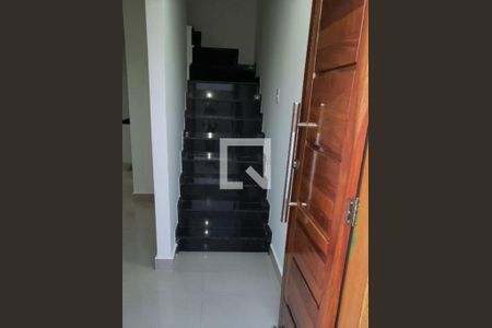 Casa à venda com 2 quartos, 70m² em Vila Carrão, São Paulo