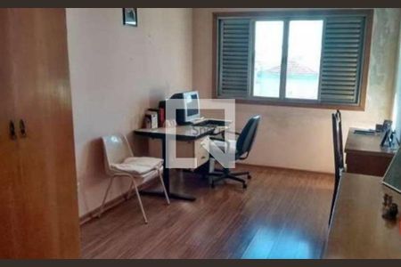 Casa à venda com 4 quartos, 240m² em Chácara Mafalda, São Paulo