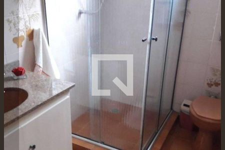 Casa à venda com 4 quartos, 240m² em Chácara Mafalda, São Paulo