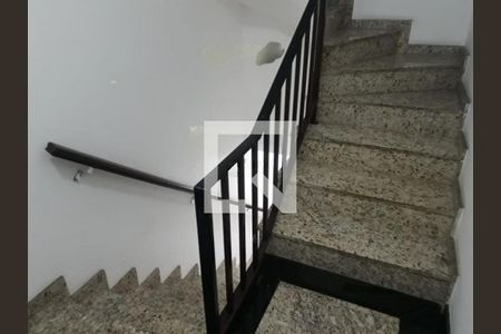 Casa à venda com 3 quartos, 248m² em Vila Guilhermina, São Paulo