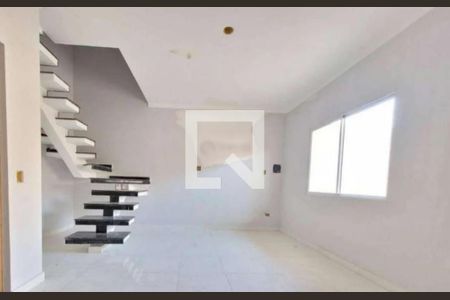 Casa à venda com 2 quartos, 105m² em Vila Carrão, São Paulo