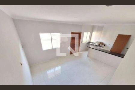 Casa à venda com 2 quartos, 105m² em Vila Carrão, São Paulo