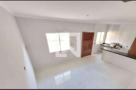 Casa à venda com 2 quartos, 105m² em Vila Carrão, São Paulo