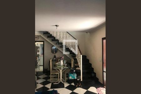 Casa à venda com 3 quartos, 260m² em Vila Moreira, São Paulo